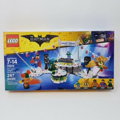 LEGO The Batman Movie 70919 The Justice League Anniversary Party
