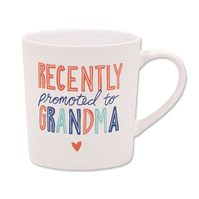 MUG PROMOTED TO GRANDMA