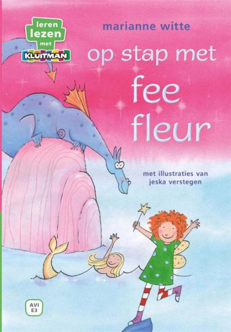 OP STAP MET FEE FLEUR