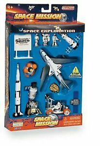 LUNAR EXPL 15PC PLAYSET KENNEDY